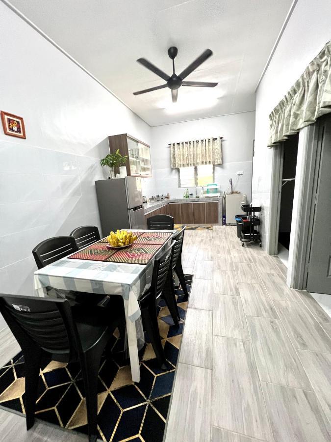 Teratai Homestay 3 Batu Buruk كُوالا تيرينغانو المظهر الخارجي الصورة