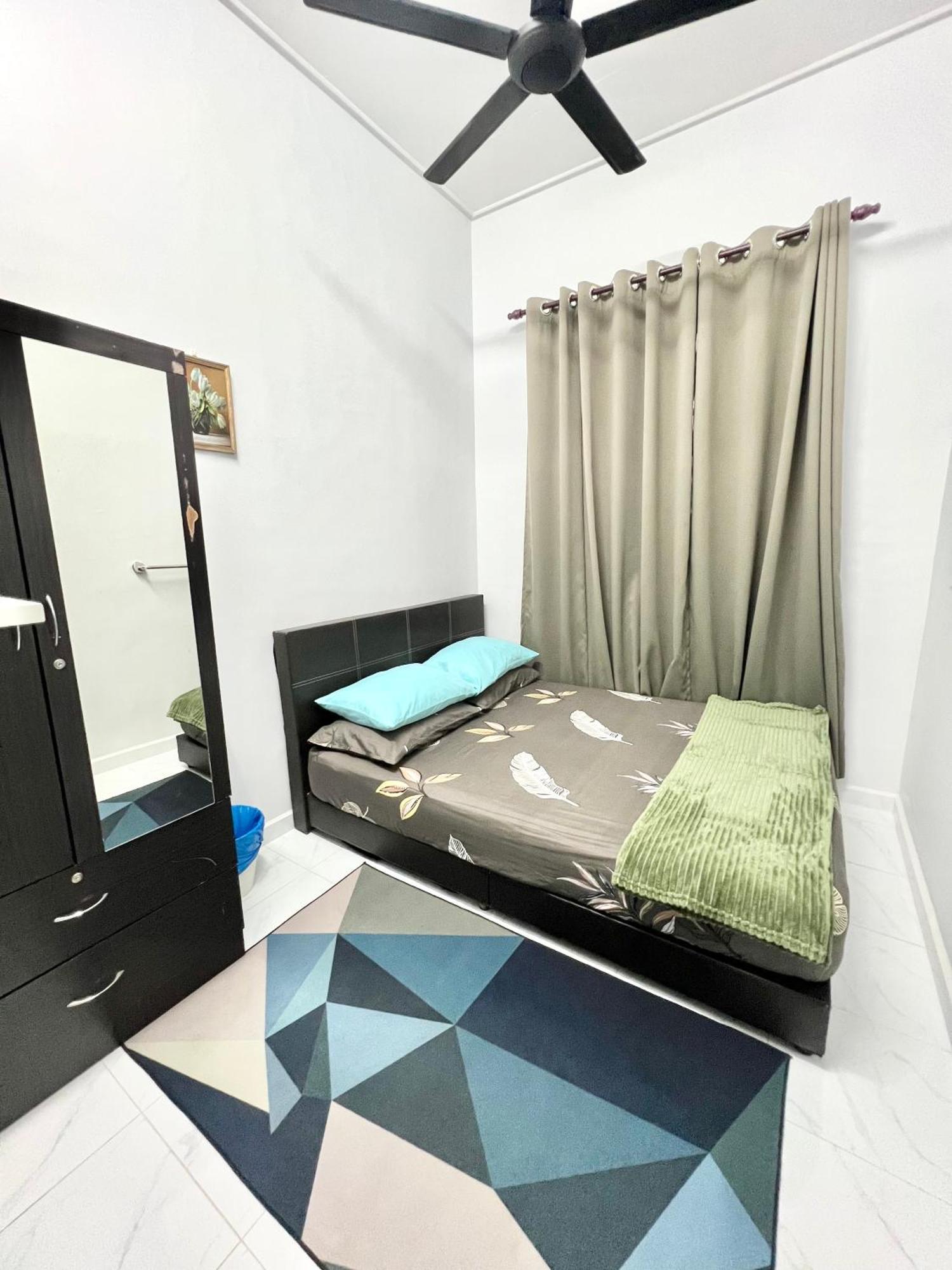 Teratai Homestay 3 Batu Buruk كُوالا تيرينغانو المظهر الخارجي الصورة