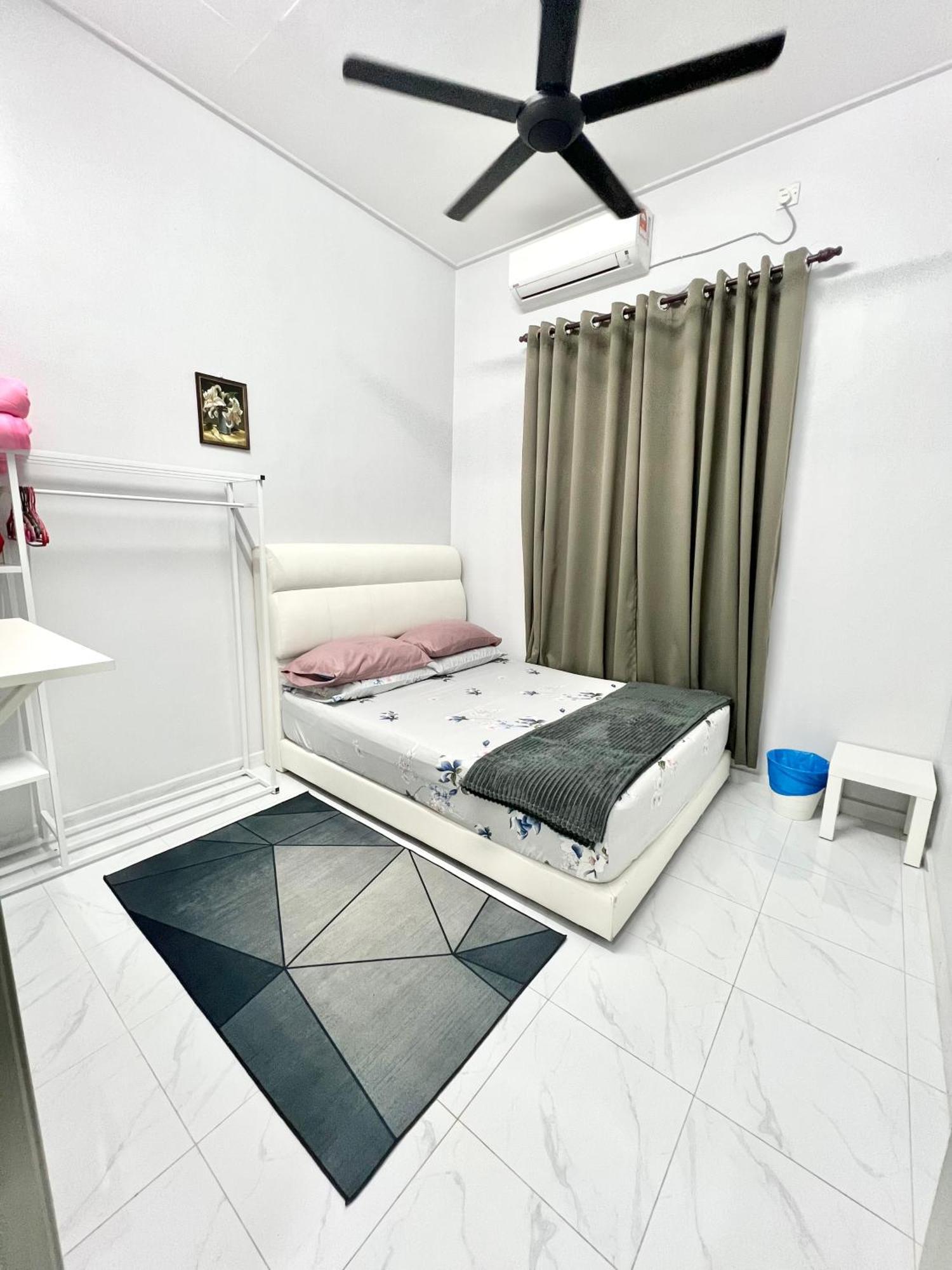Teratai Homestay 3 Batu Buruk كُوالا تيرينغانو المظهر الخارجي الصورة
